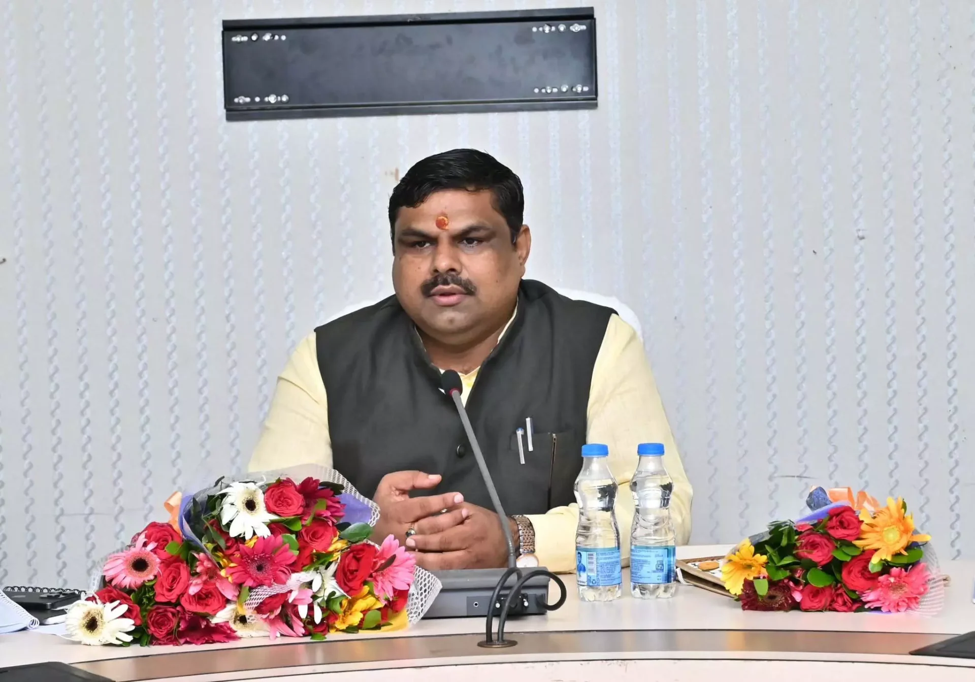 School Education Minister Gajendra Yadav's scathing attack on the Congress—the opposition is opposing great figures and cultural values
