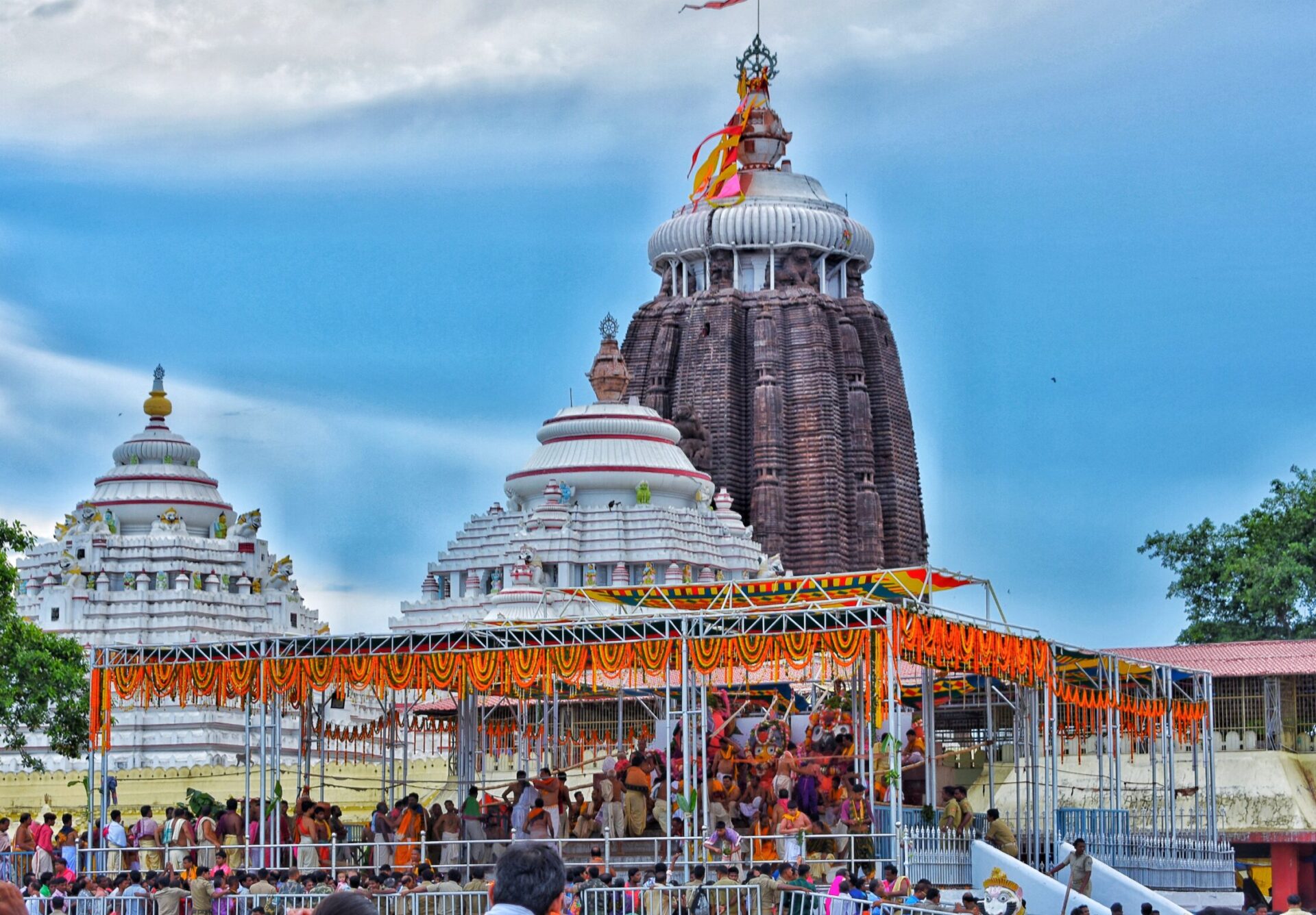 Major victory for Lord Jagannath: 65-year-old lease cancelled; temple to reclaim land worth ₹300 crore!